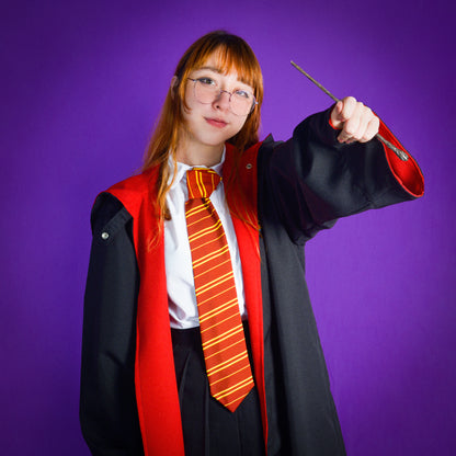 Uniforme completo Gryffindor (Capa- camisa- pantalón-corbata - totebag)