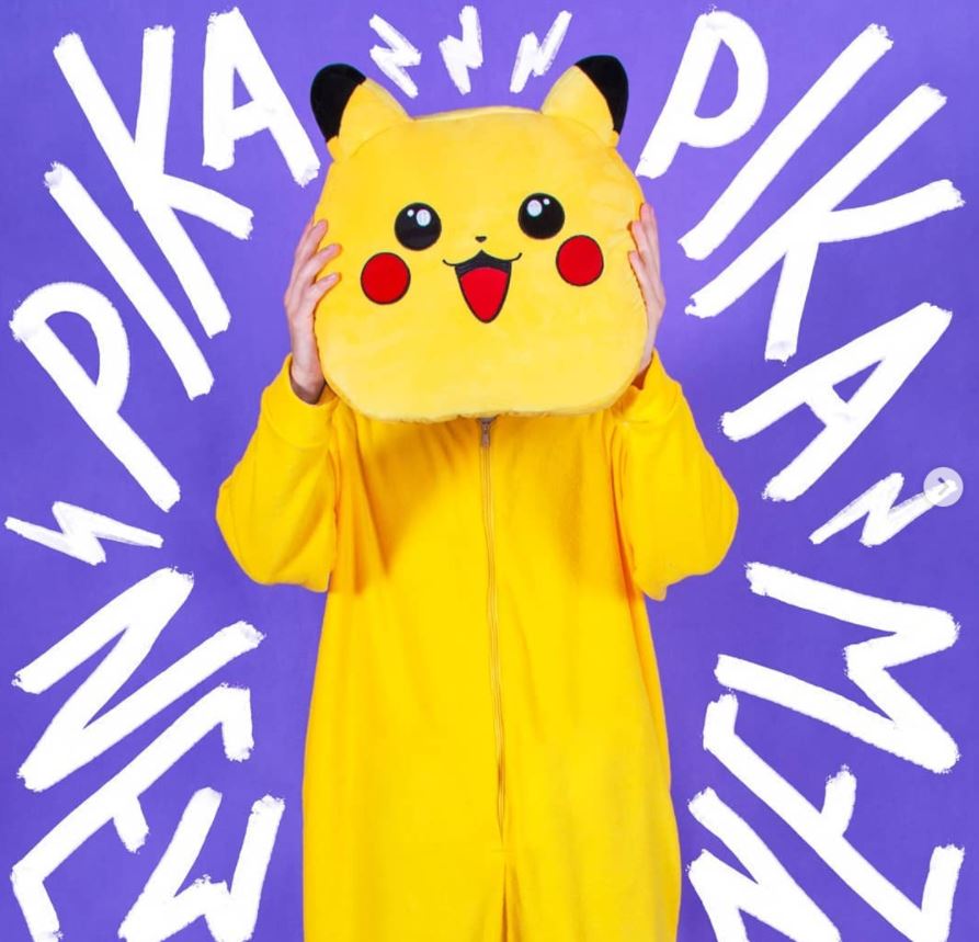 Cojín Pikachu